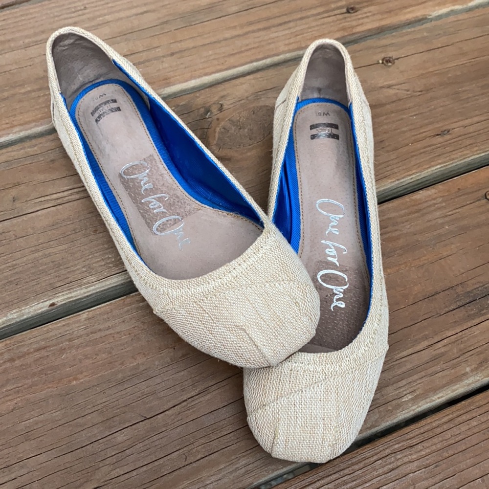 EUC TOMS flats 🥿